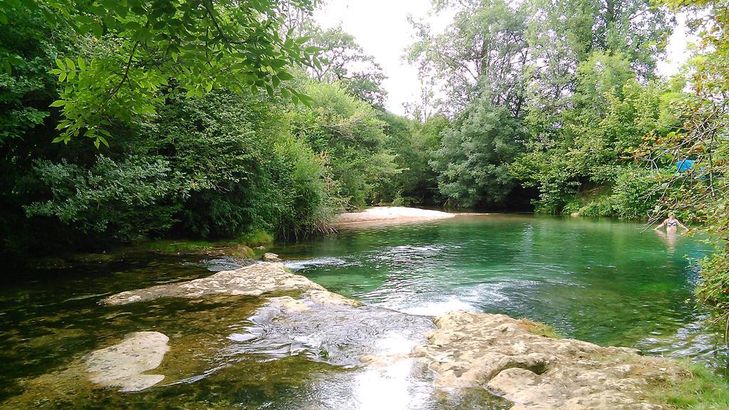 Terre D'Histoire - Baignade - Canoe - Piste Cyclable A 100 M Castelnaud La Chapelle Exterior foto